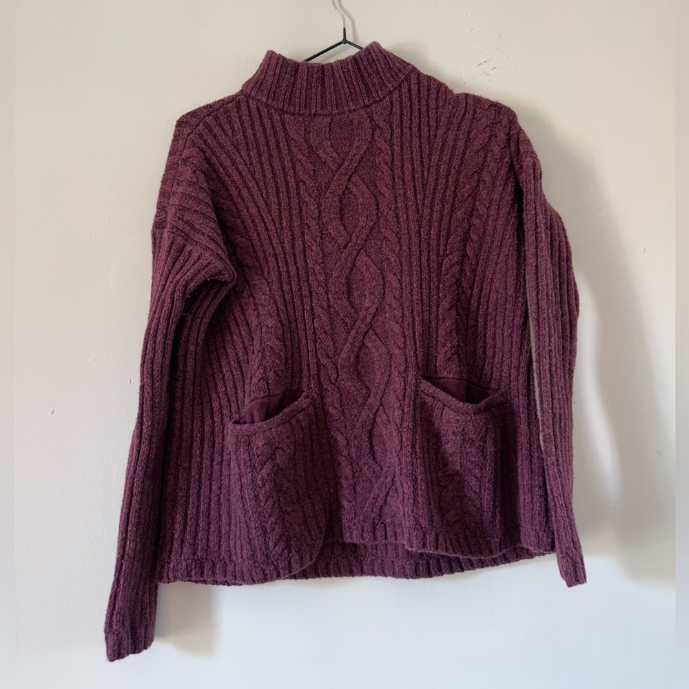 Abercrombie Maroon Cable Knit Sweater XS